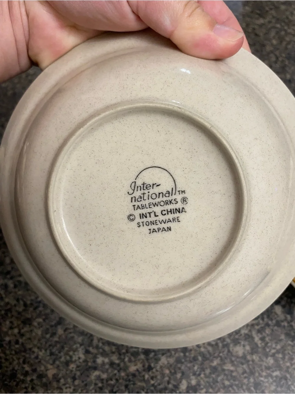 International Heartland set cream